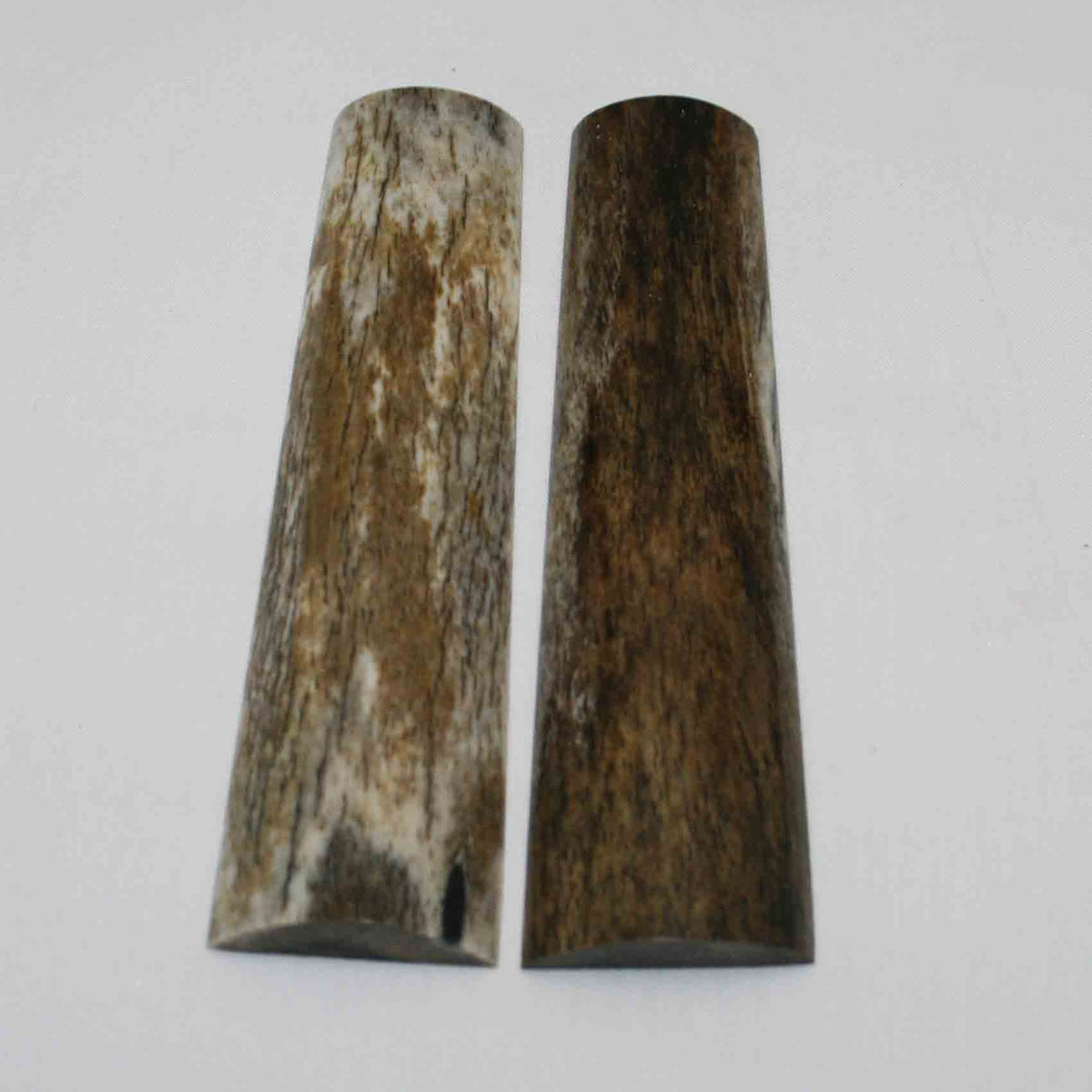 NB104MMA101 Giraffe Bone Scales