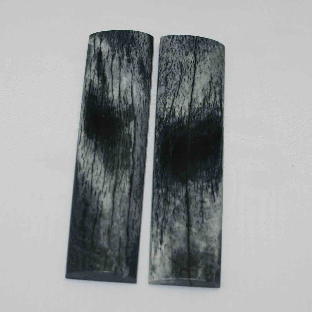 NB104MMA106 Giraffe Bone Scales