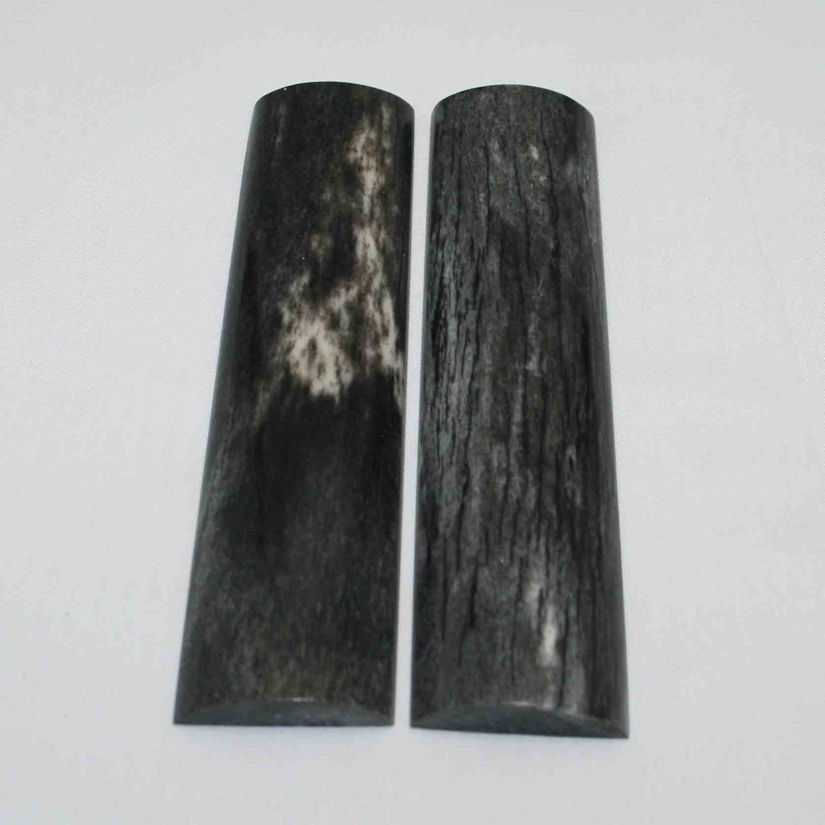 NB104MMA111 Giraffe Bone Scales