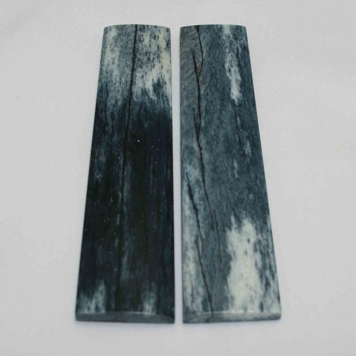 NB104MMA11 Giraffe Bone Scales