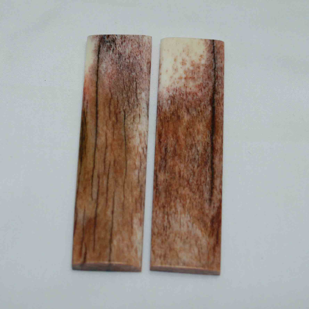 NB104MMA15 Giraffe Bone Scales