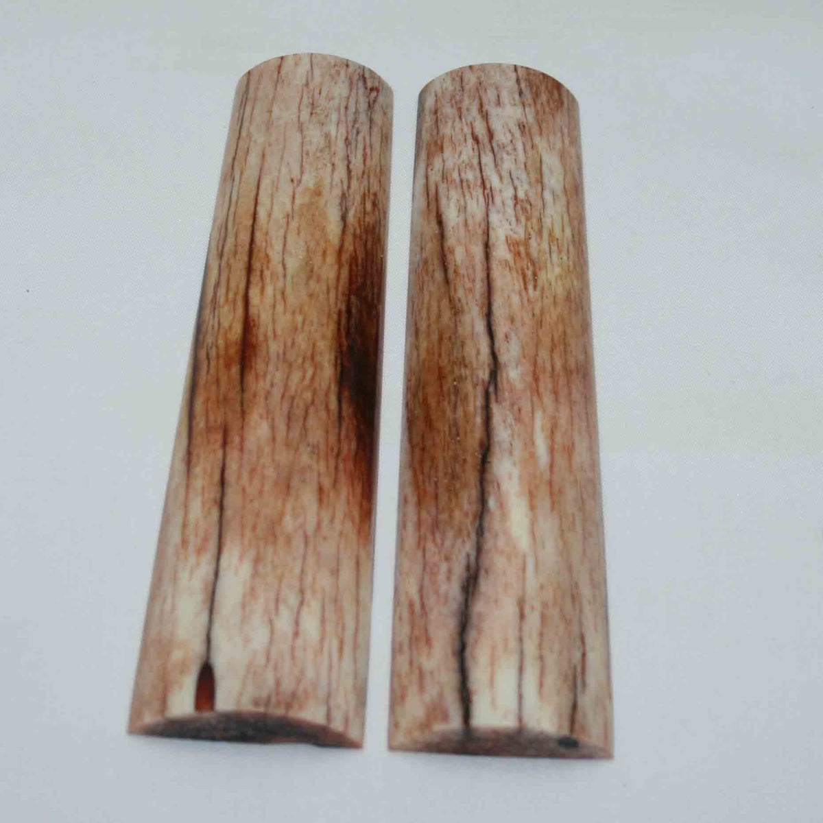 NB104MMA1 Giraffe Bone Scales