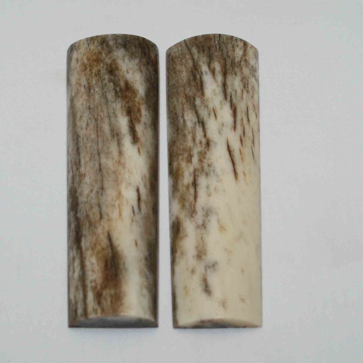 NB104MMA22 Giraffe Bone Scales