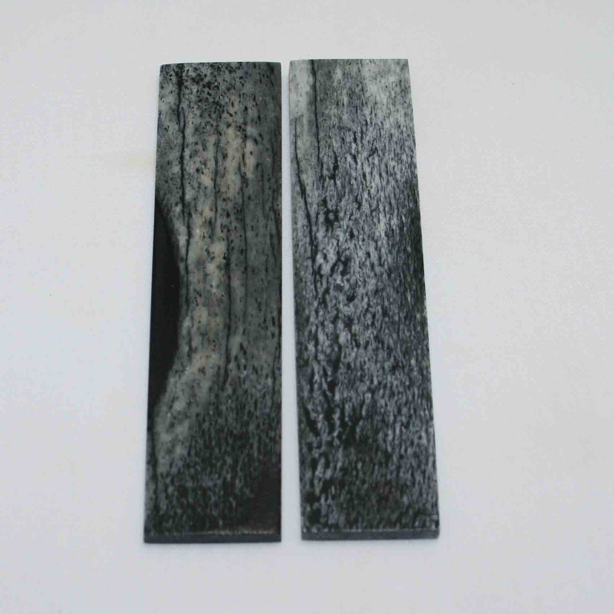 NB104MMA23 Giraffe Bone Scales