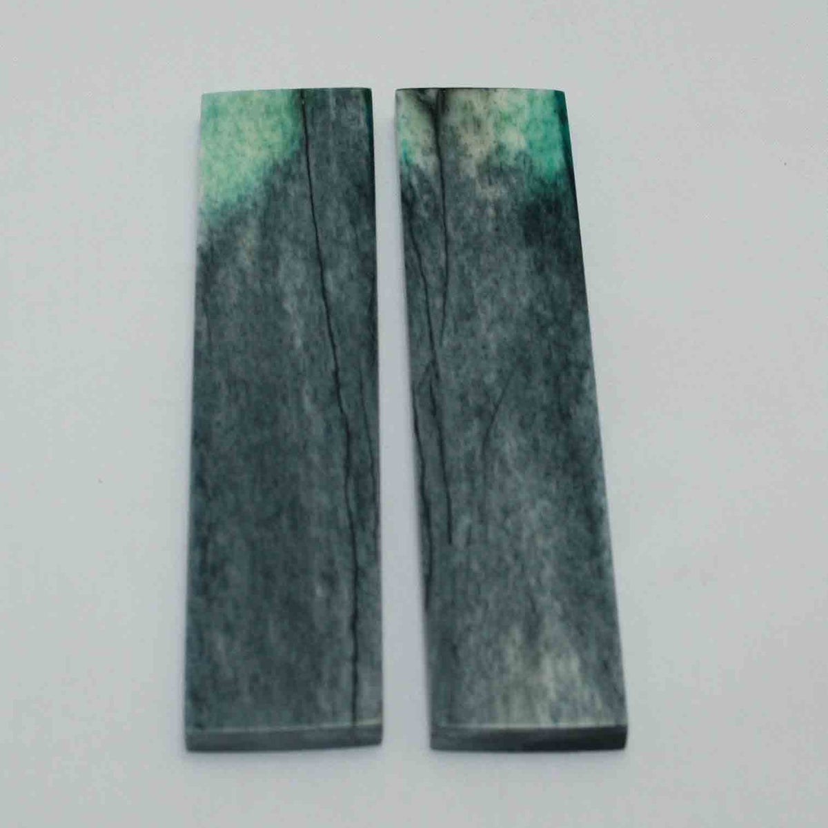 NB104MMA29 Giraffe Bone Scales