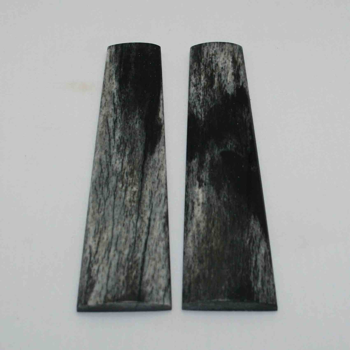 NB104MMA32 Giraffe Bone Scales