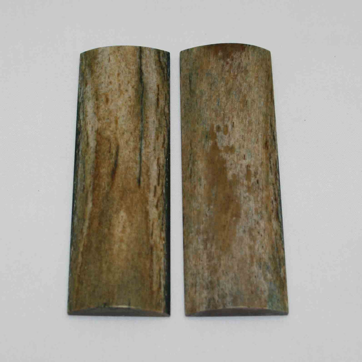 NB104MMA34 Giraffe Bone Scales