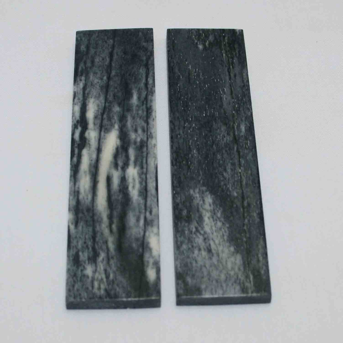 NB104MMA36 Giraffe Bone Scales