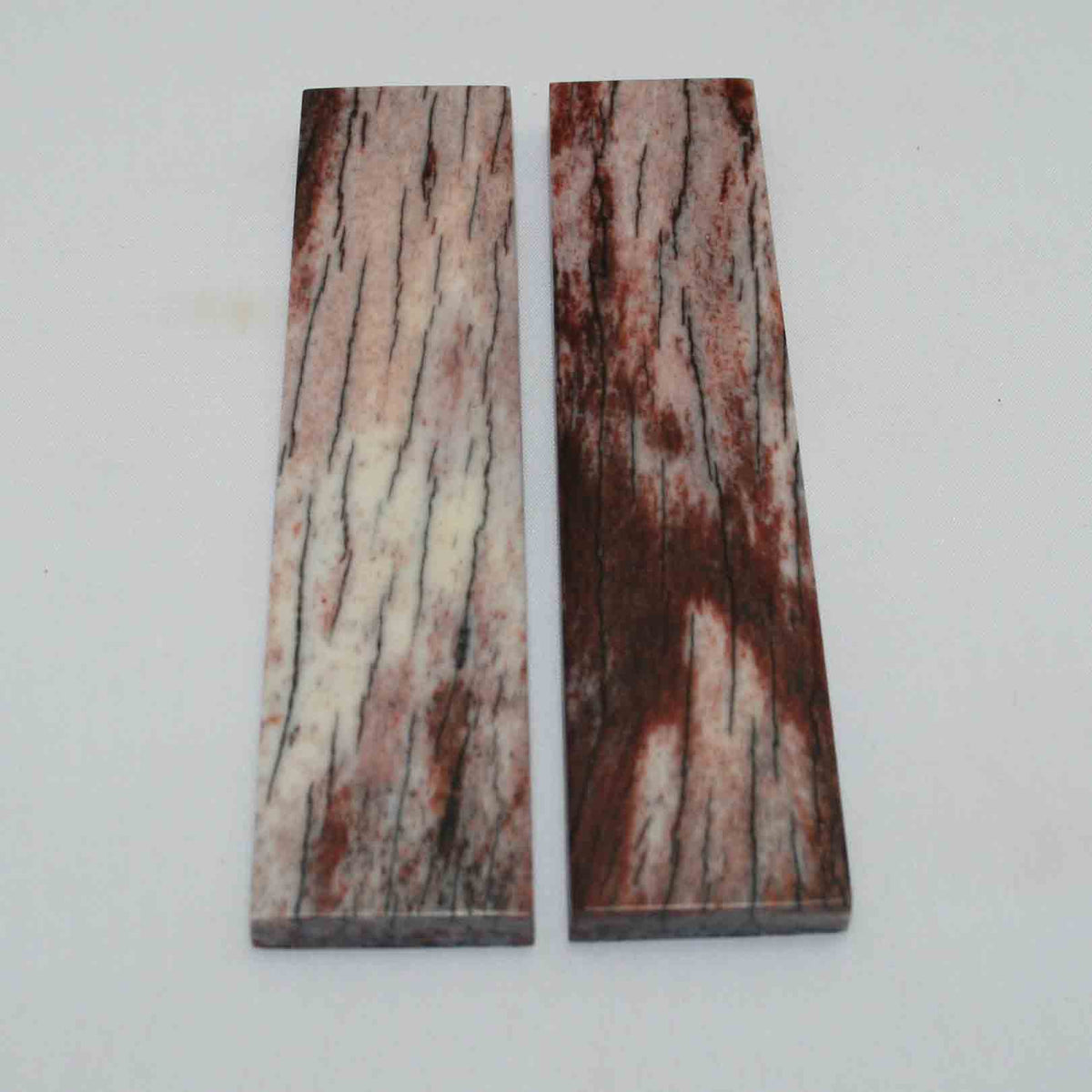 NB104MMA39 Giraffe Bone Scales