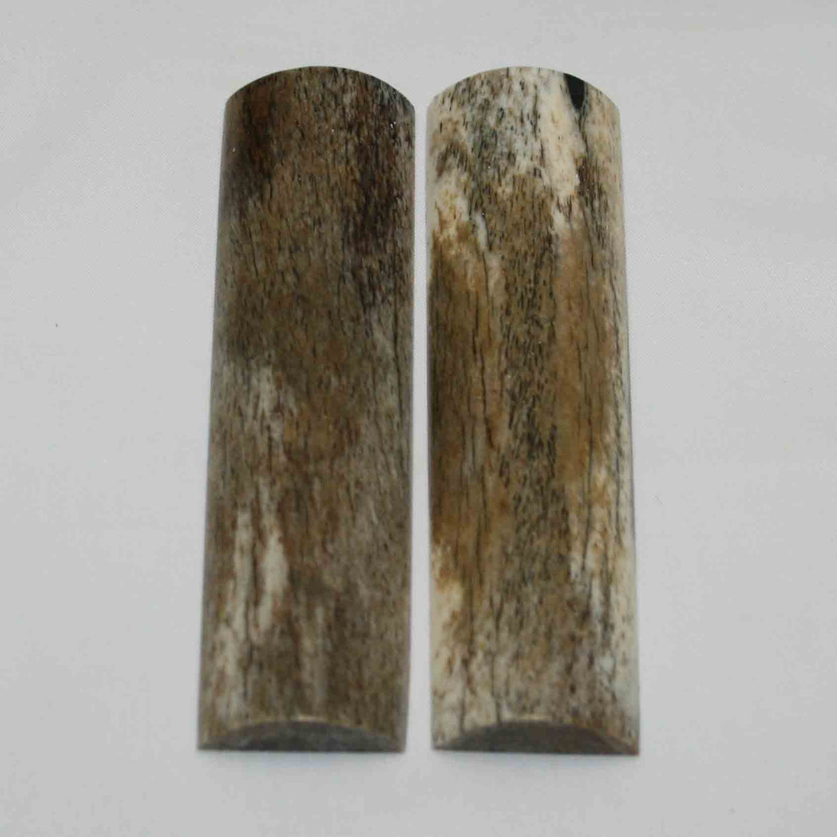 NB104MMA4 Giraffe Bone Scales