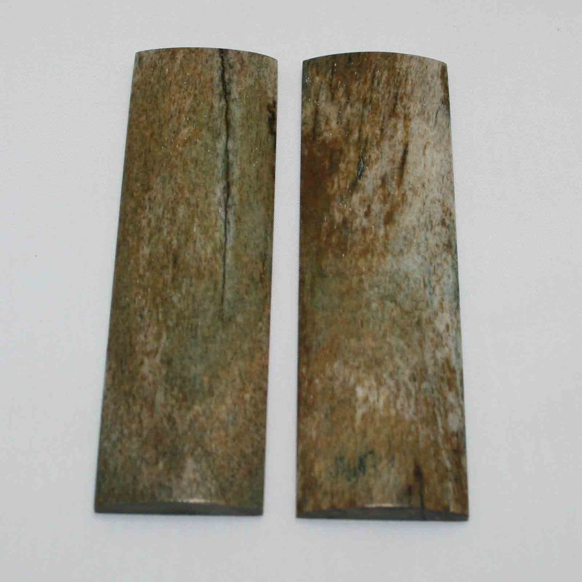 NB104MMA50 Giraffe Bone Scales