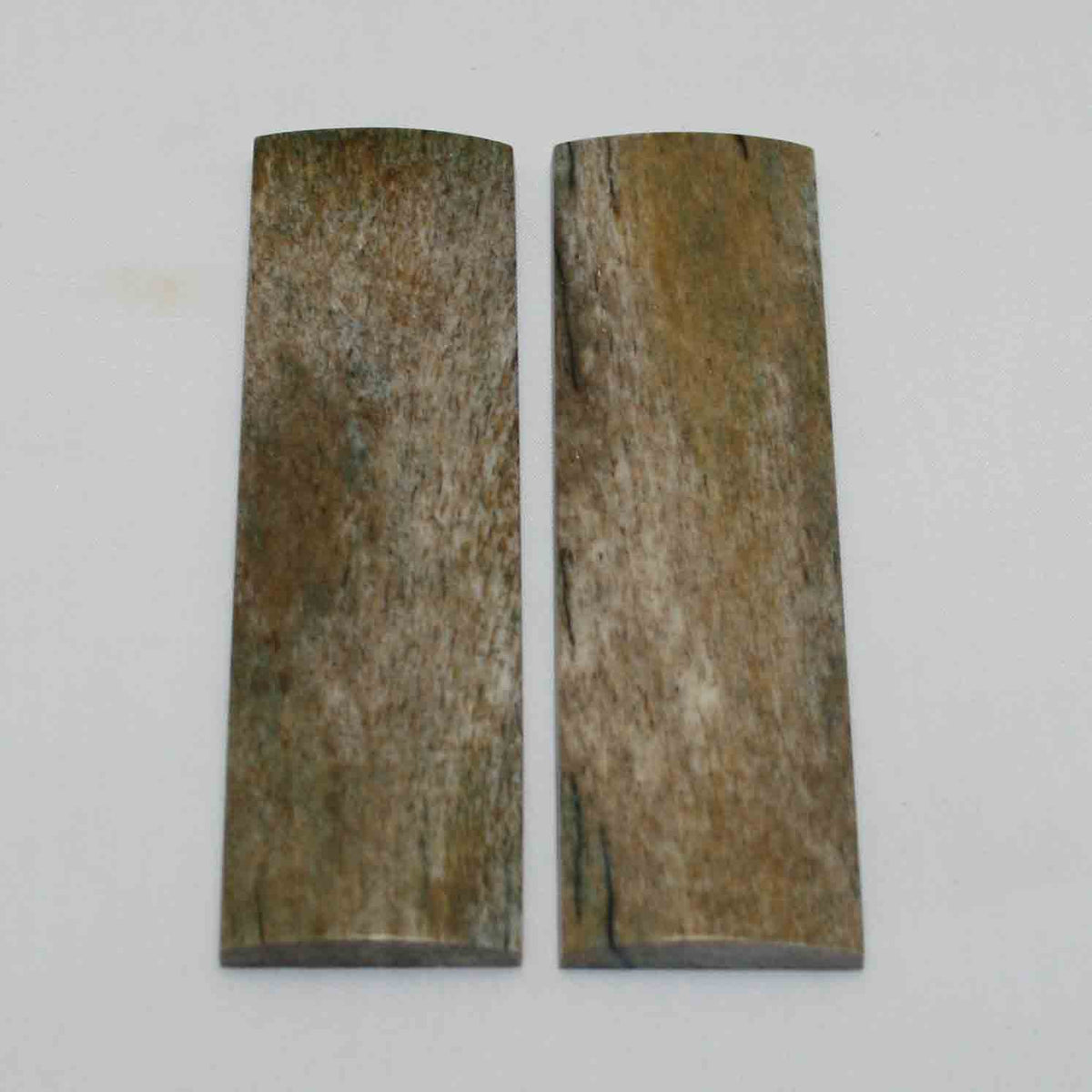 NB104MMA52 Giraffe Bone Scales