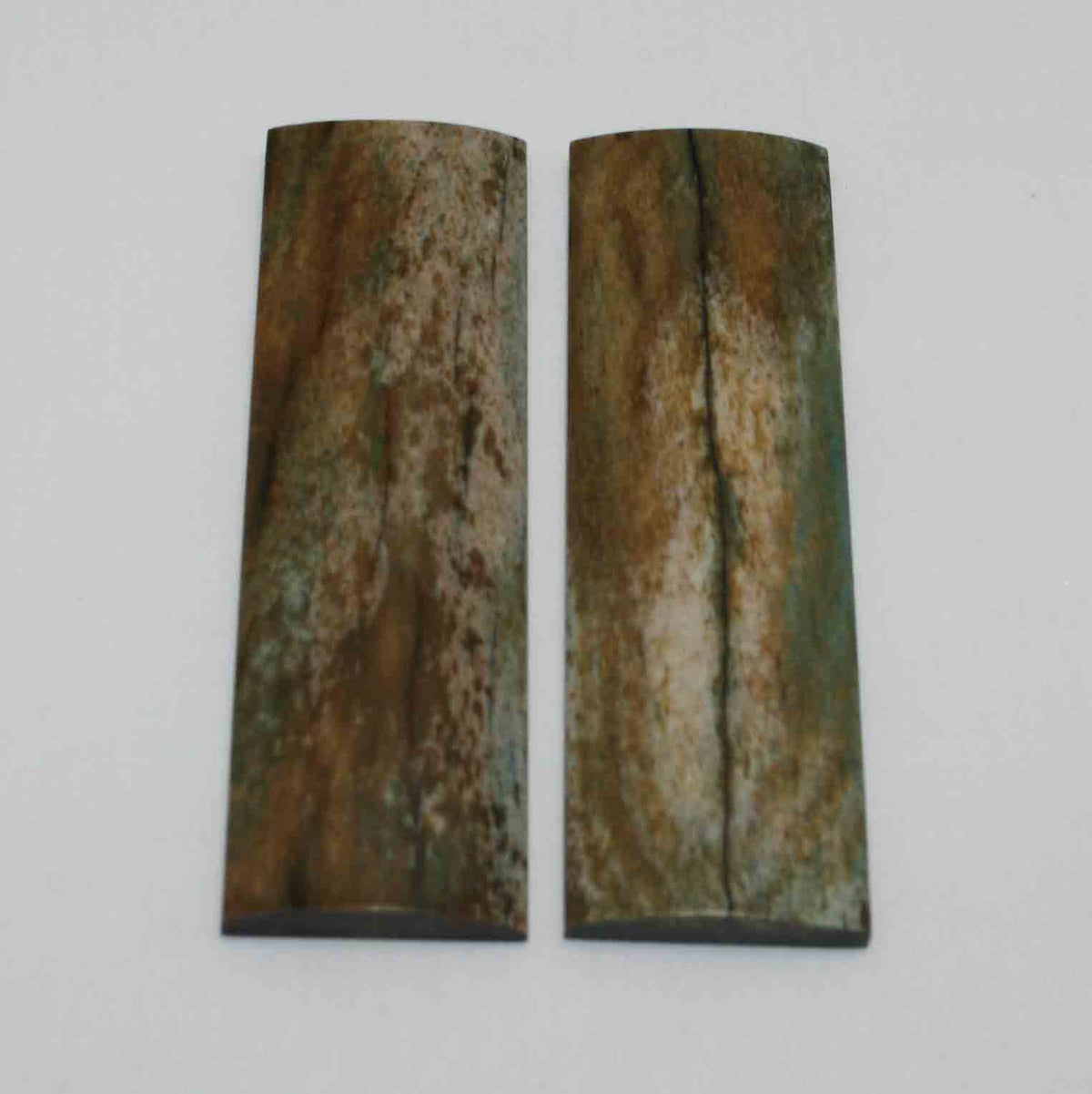 NB104MMA53 Giraffe Bone Scales