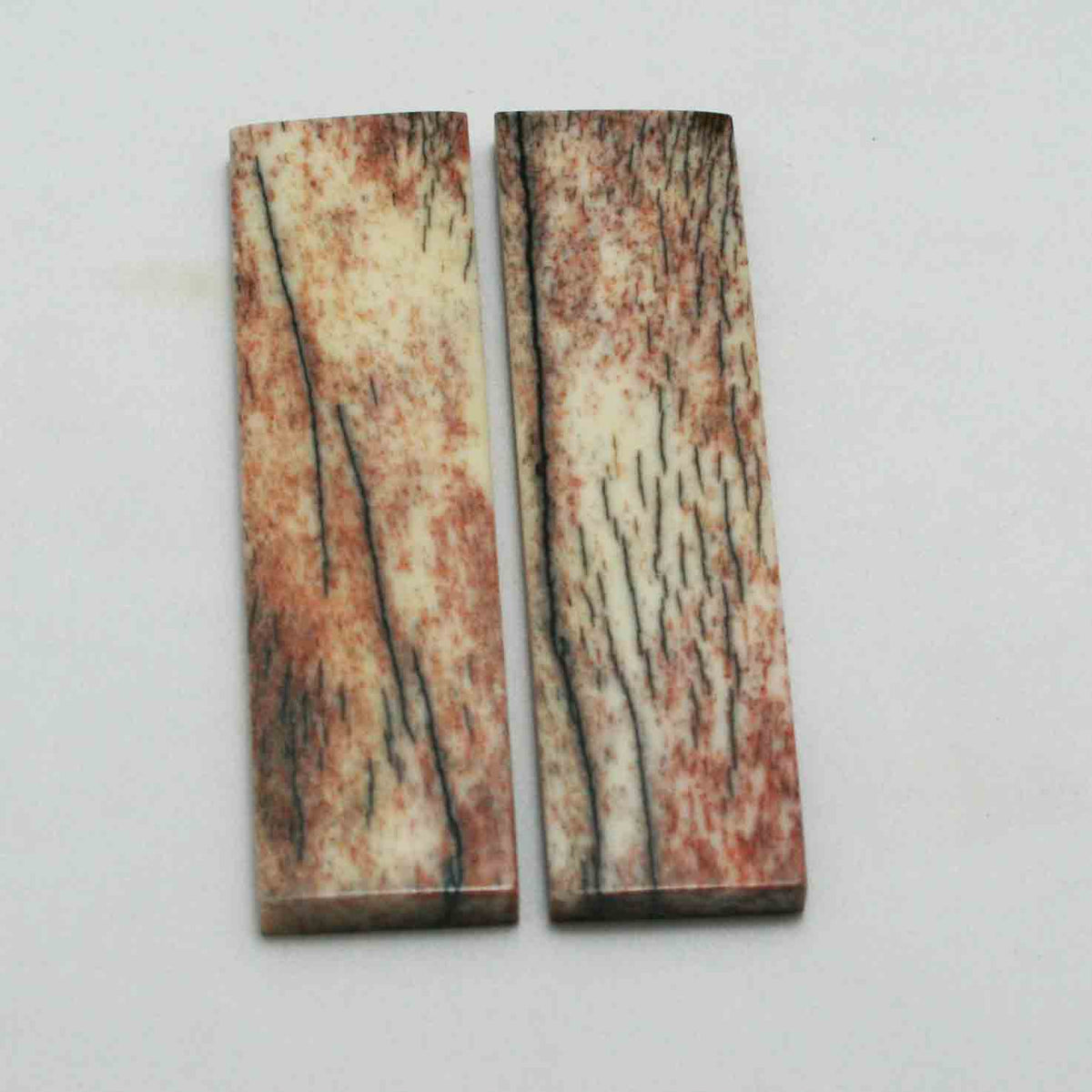 NB104MMA61 Giraffe Bone Scales