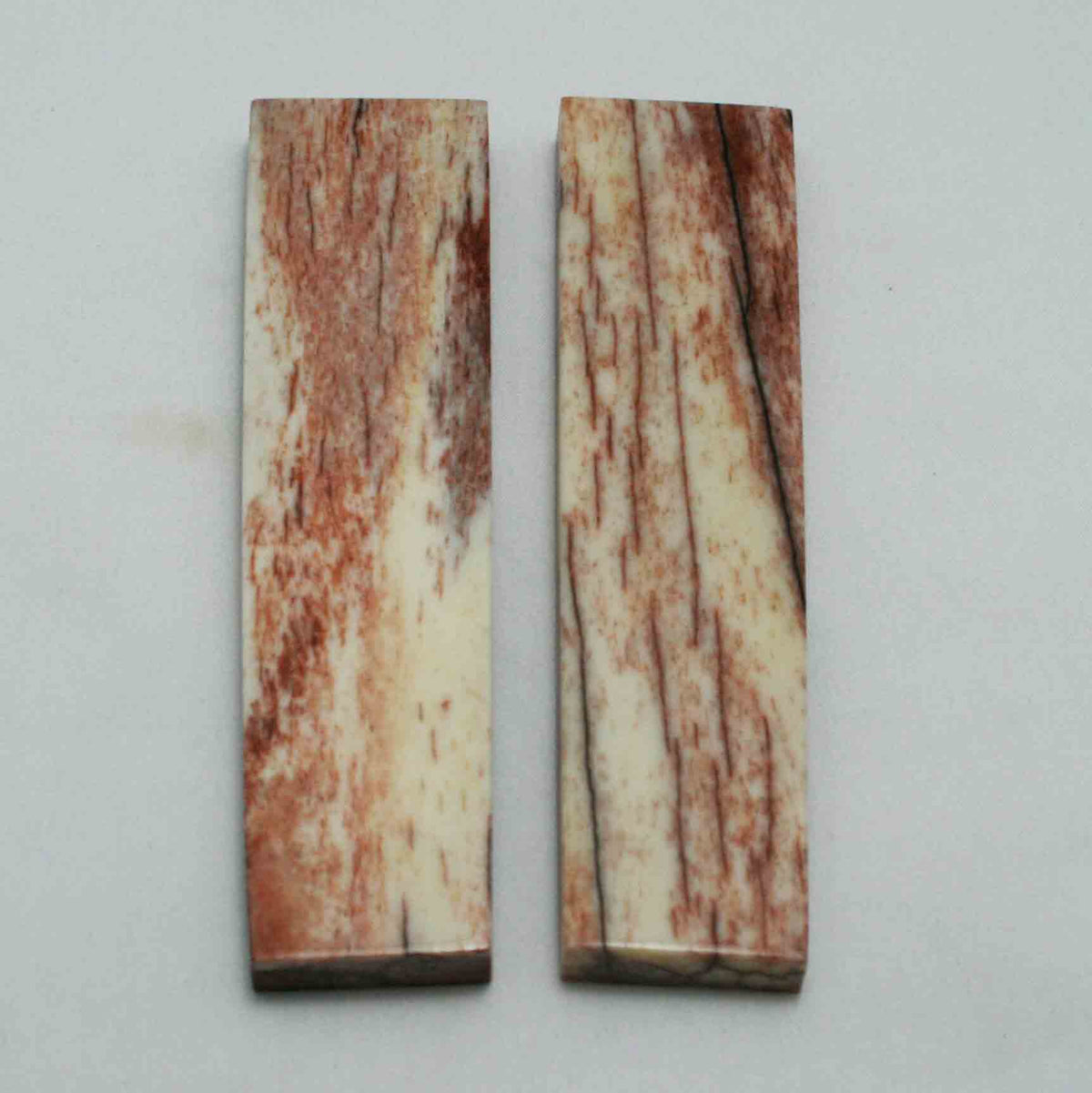 NB104MMA78 Giraffe Bone Scales