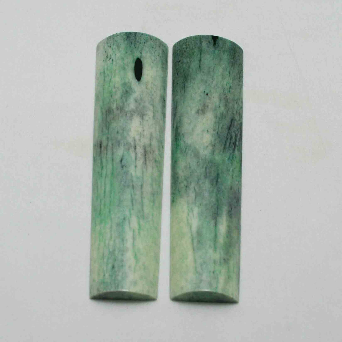 NB104MMA86 Giraffe Bone Scales