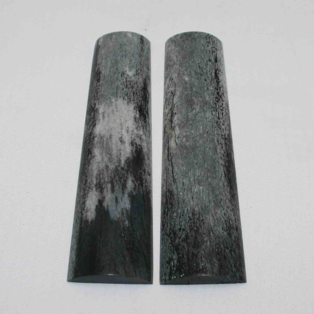 NB104MMA89 Giraffe Bone Scales