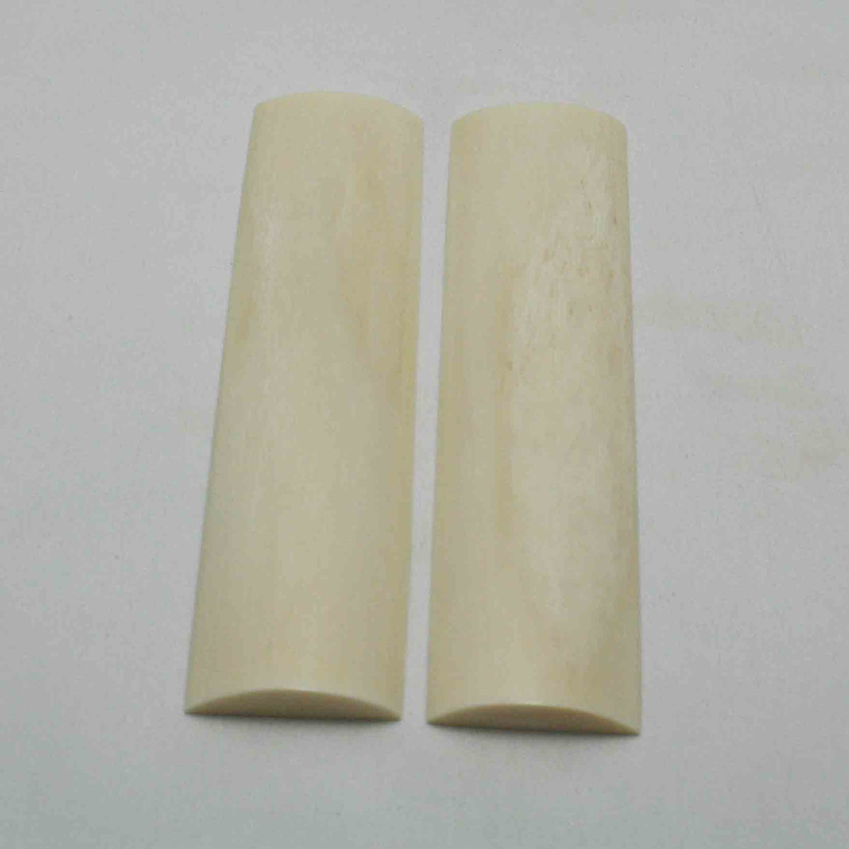 NB104MMA92 Giraffe Bone Scales