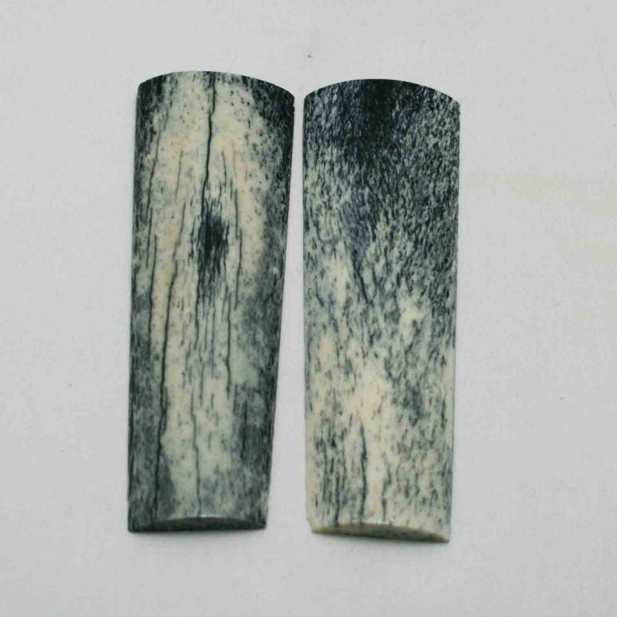 NB104MMA96 Giraffe Bone Scales