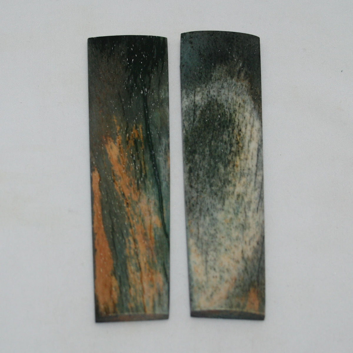 NB104NAM108 Giraffe Bone Scales