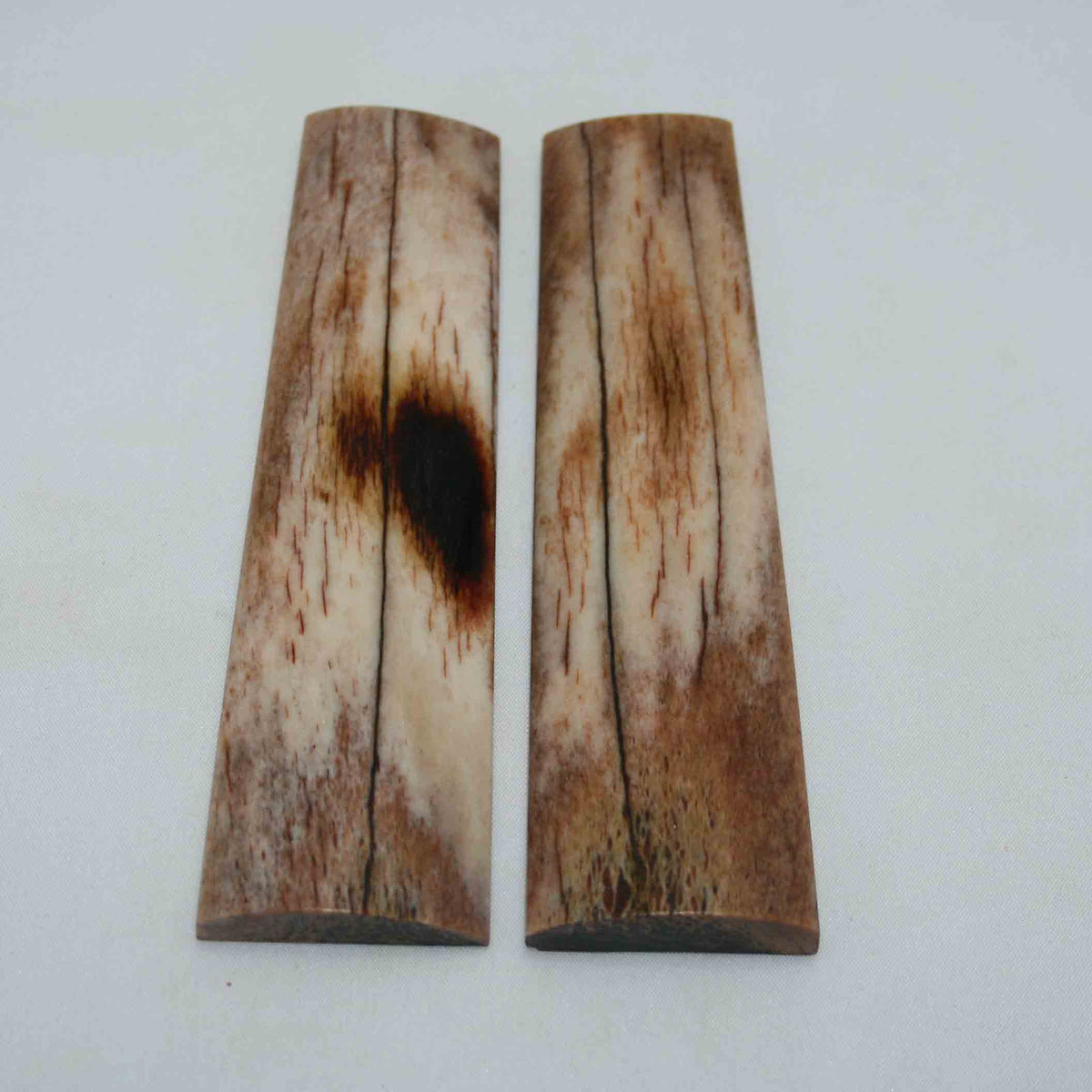 NB104NAM16 Giraffe Bone Scales