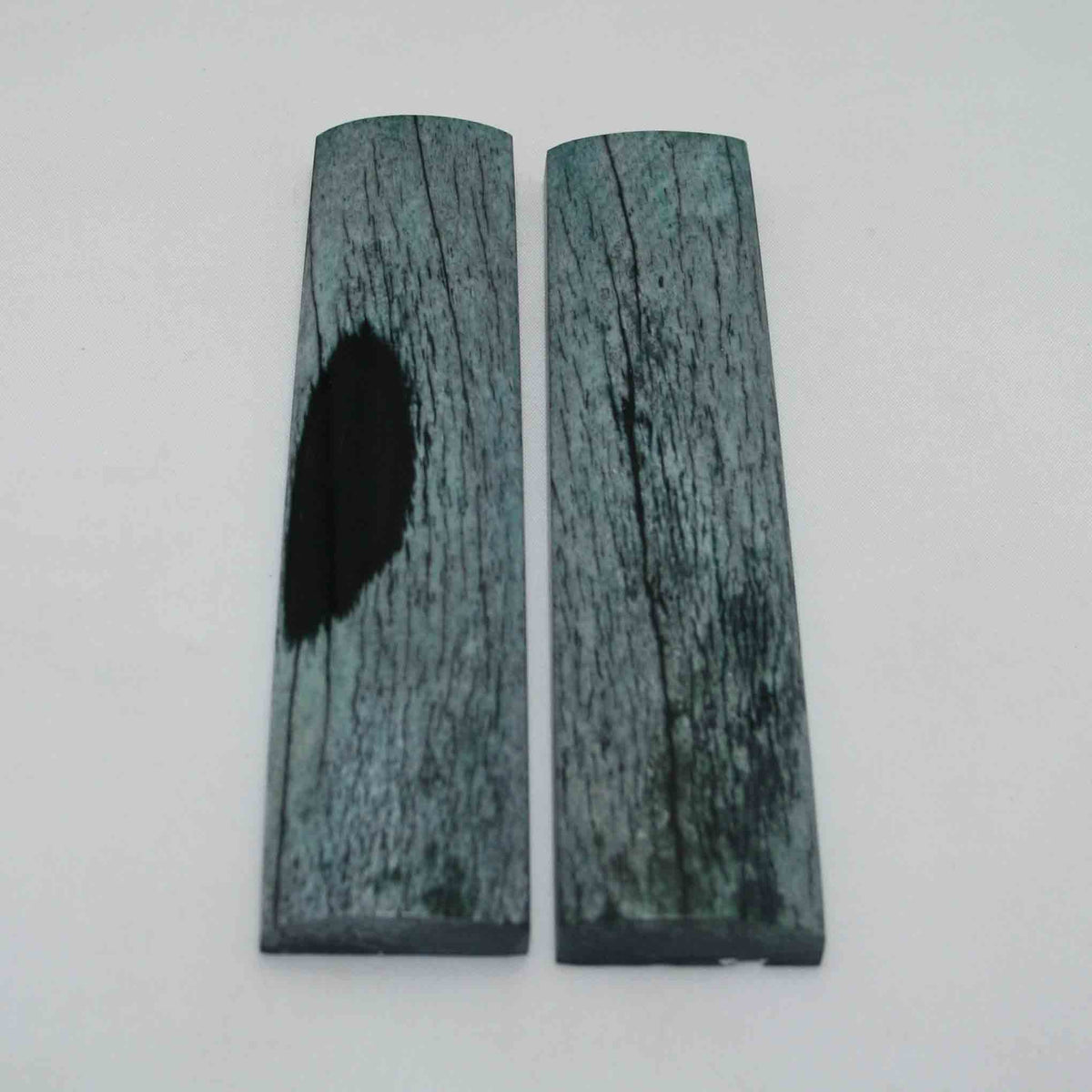 NB104NAM32 Giraffe Bone Scales