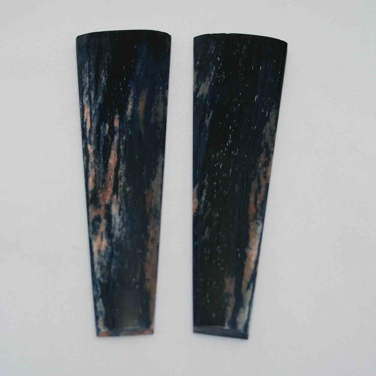 NB104NAM39 Giraffe Bone Scales