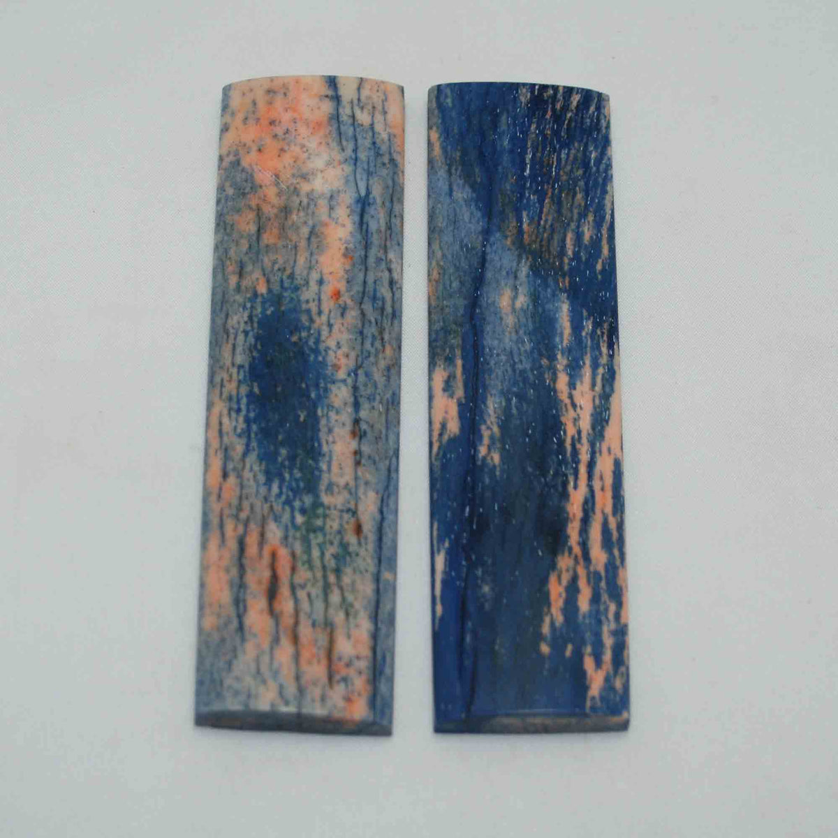 NB104NAM59 Giraffe Bone Scales