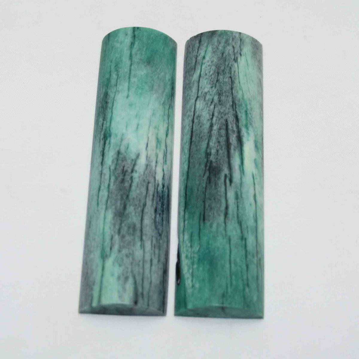 NB104NAM61 Giraffe Bone Scales