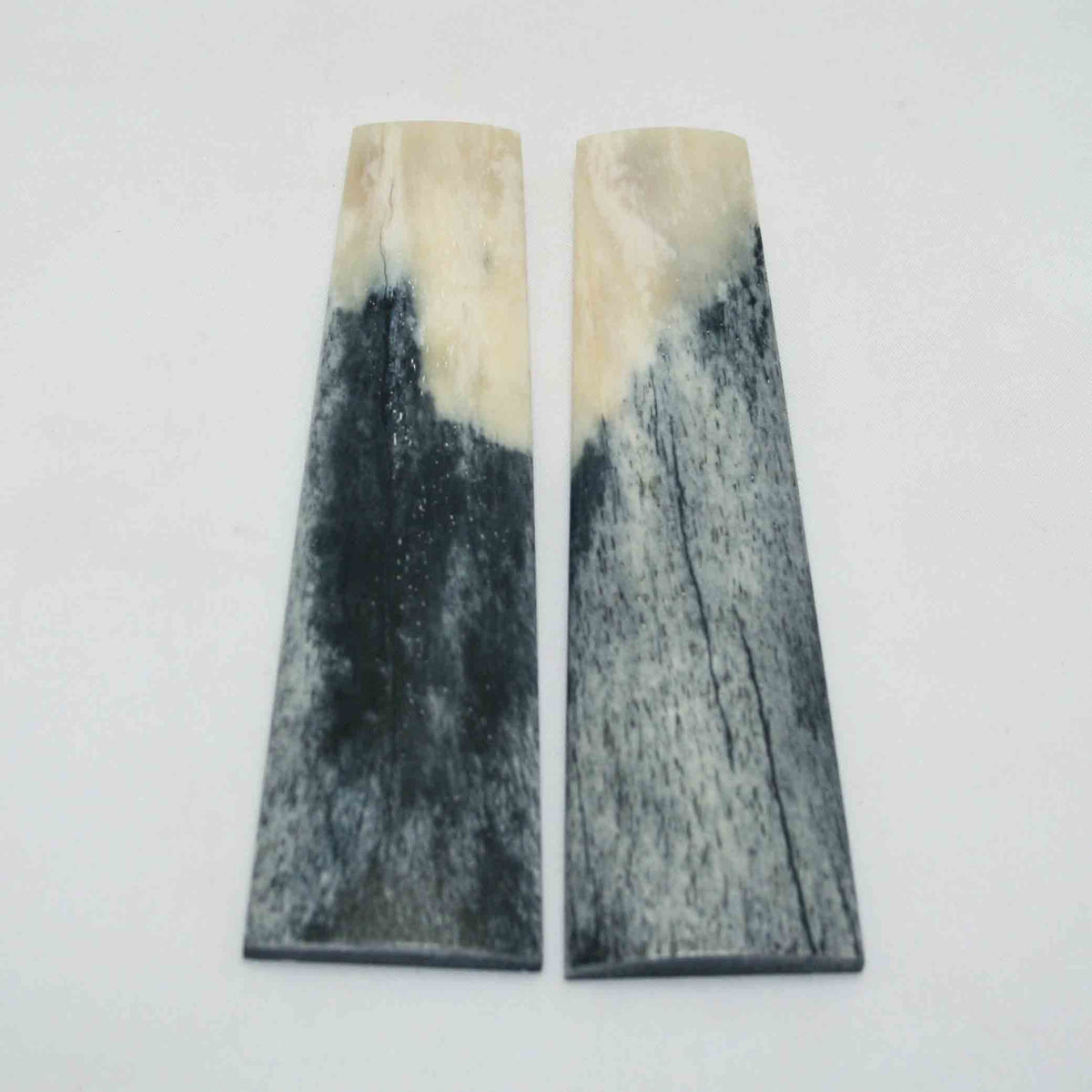 NB104NAM6 Giraffe Bone Scales