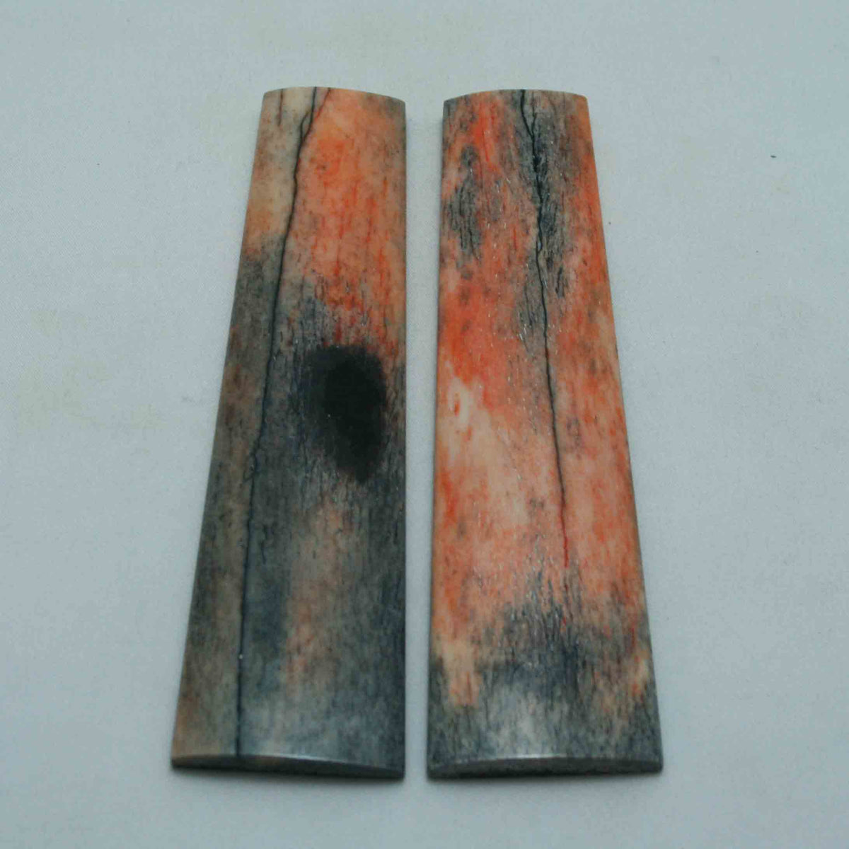 NB104NAM73 Giraffe Bone Scales