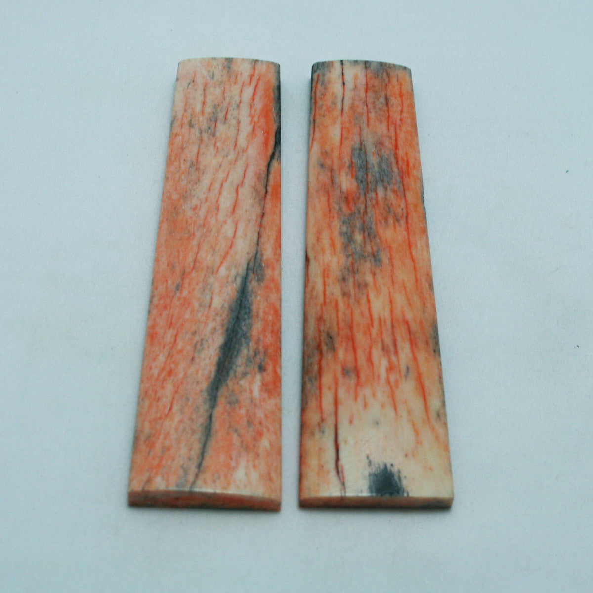 NB104NAM97 Giraffe Bone Scales