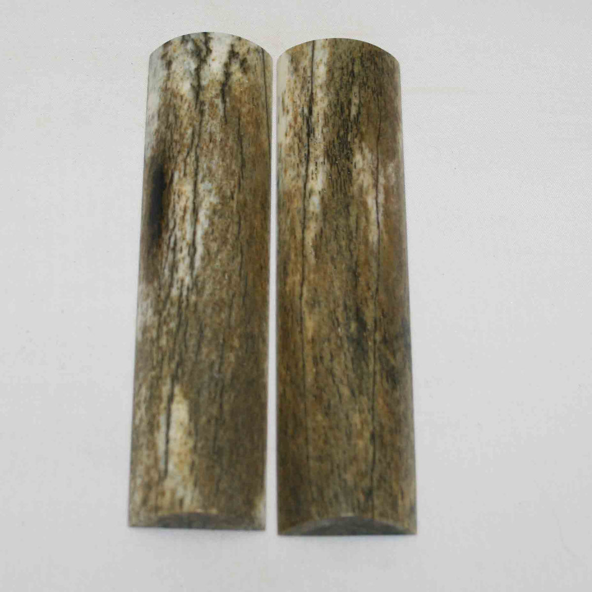 NB104NA109 Giraffe Bone Scales 5.24" x 1.20" x 0.38" inch