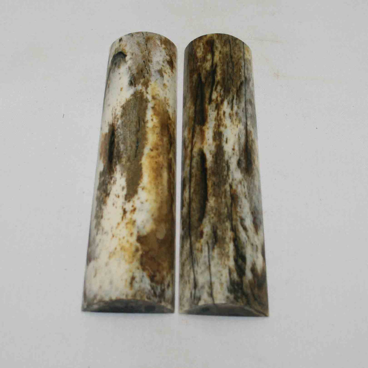 NB104NA137 Giraffe Bone Scales 4.91" x 1.25" x 0.44" inch