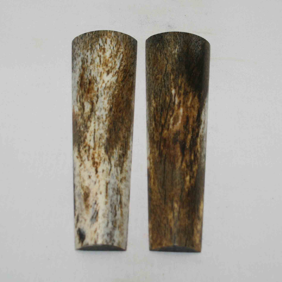 NB104NA163 Giraffe Bone Scales 5.36" x 1.31" x 0.40" inch