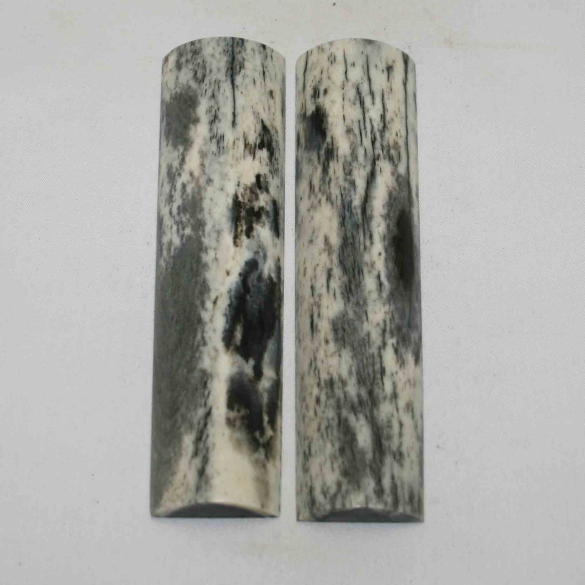 NB104NA167 Giraffe Bone Scales 5.09" x 1.21" x 0.39" inch