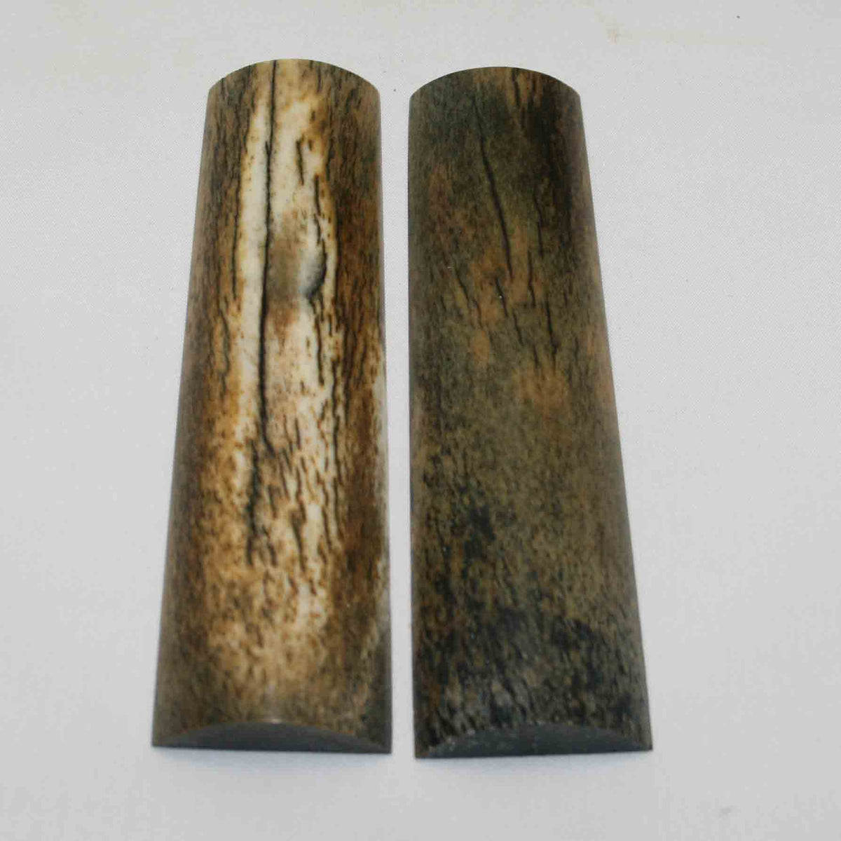 NB104NA61 Giraffe Bone Scales 5.30" x 1.37" x 0.42" inch