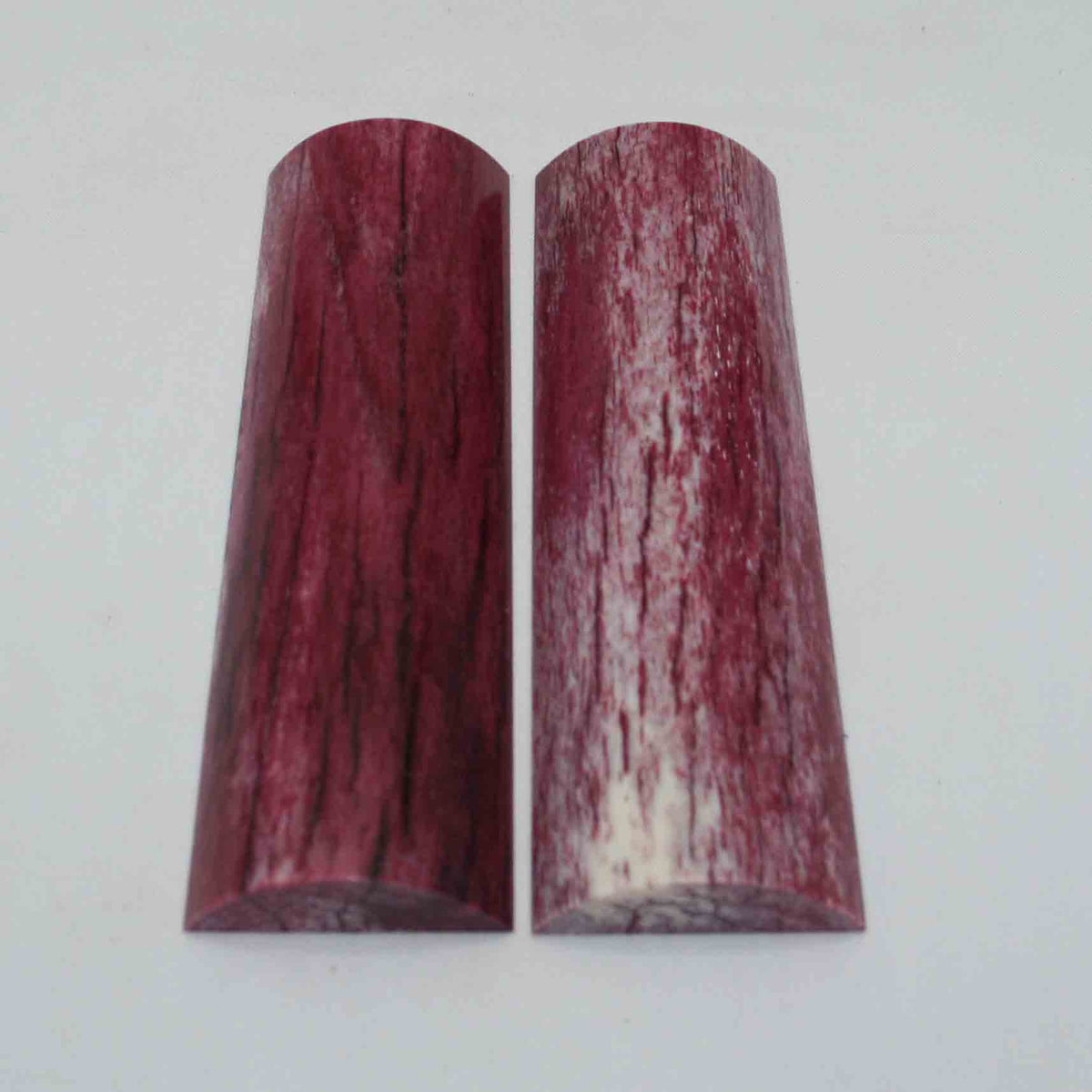 NB105GS34 Giraffe Bone Scales