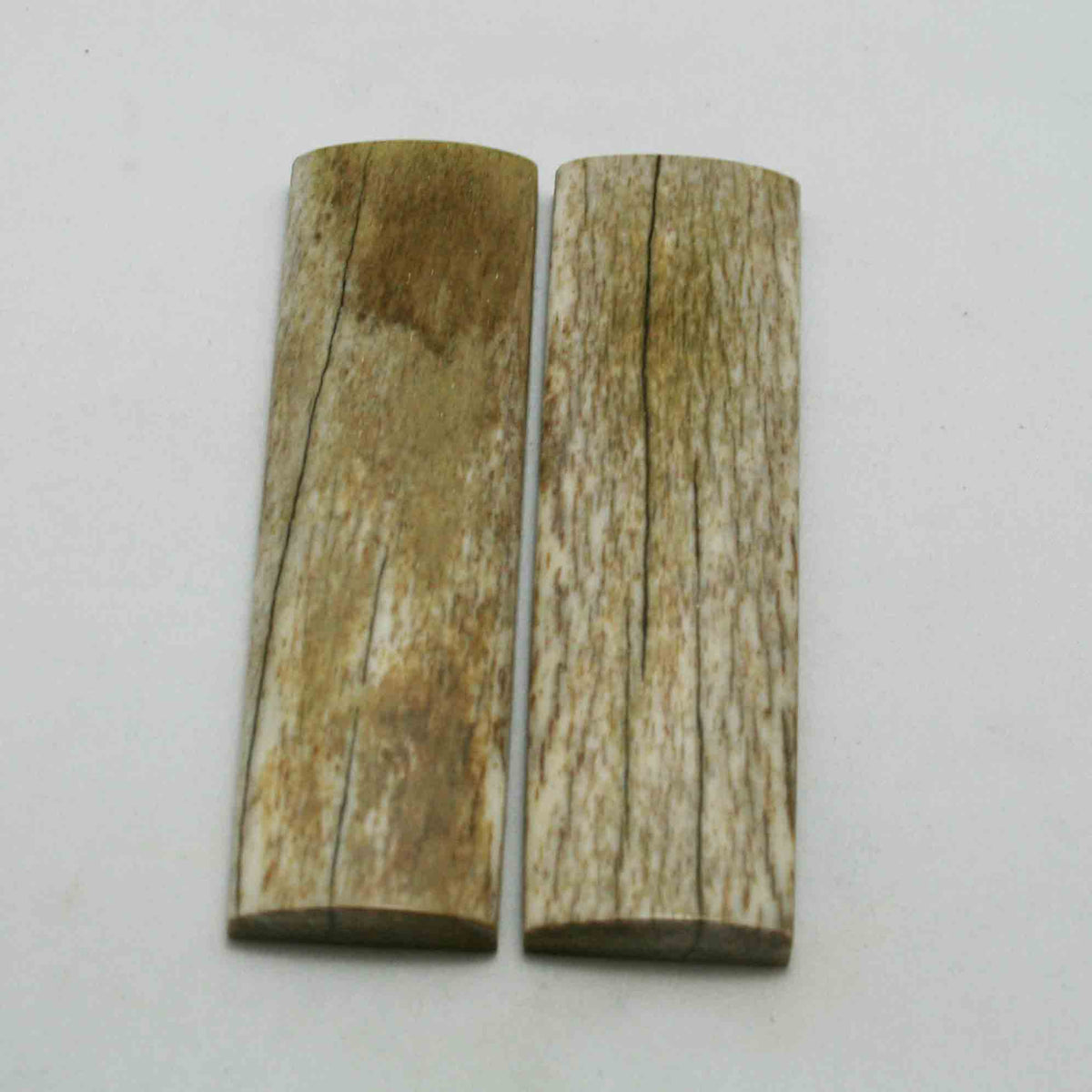 NB105GS4 Giraffe Bone Scales