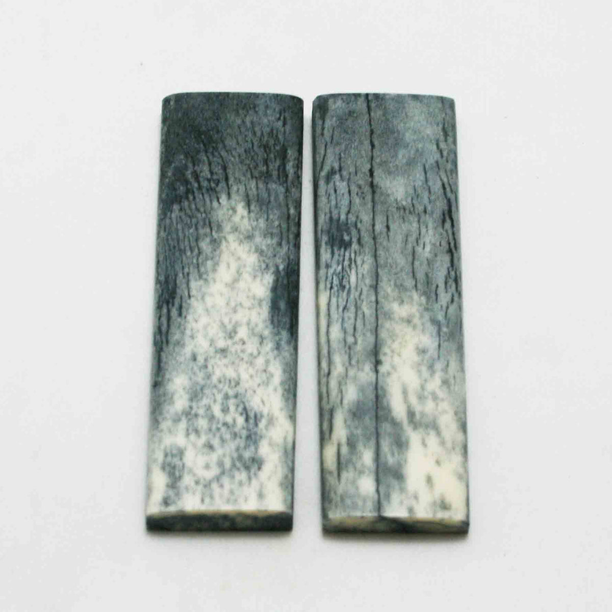 NB105GS6 Giraffe Bone Scales