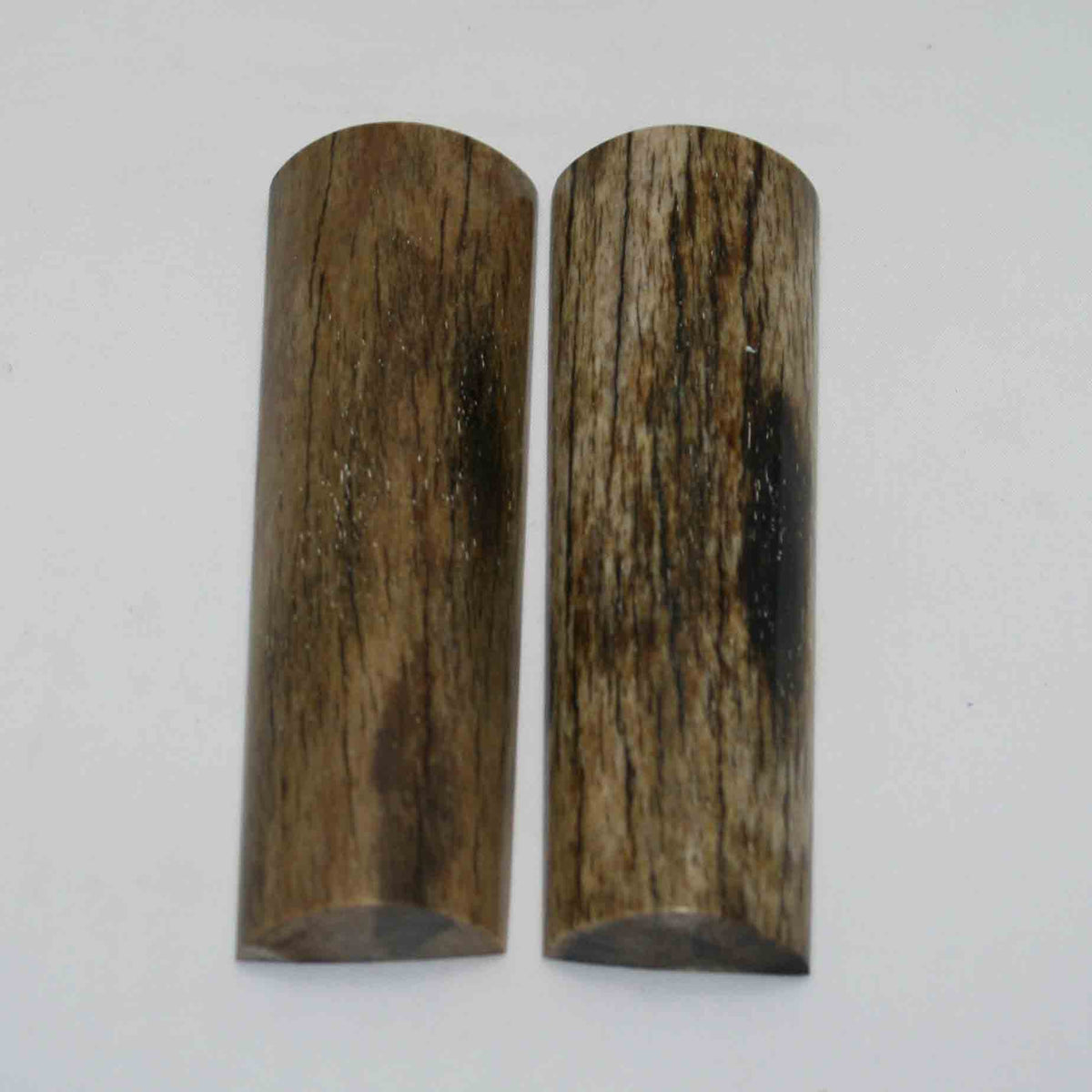 NB105GS78 Giraffe Bone Scales