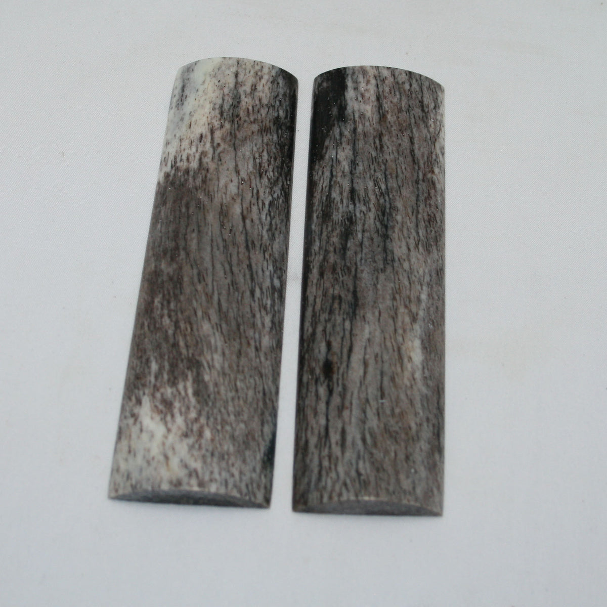 NB105GS92 Giraffe Bone Scales