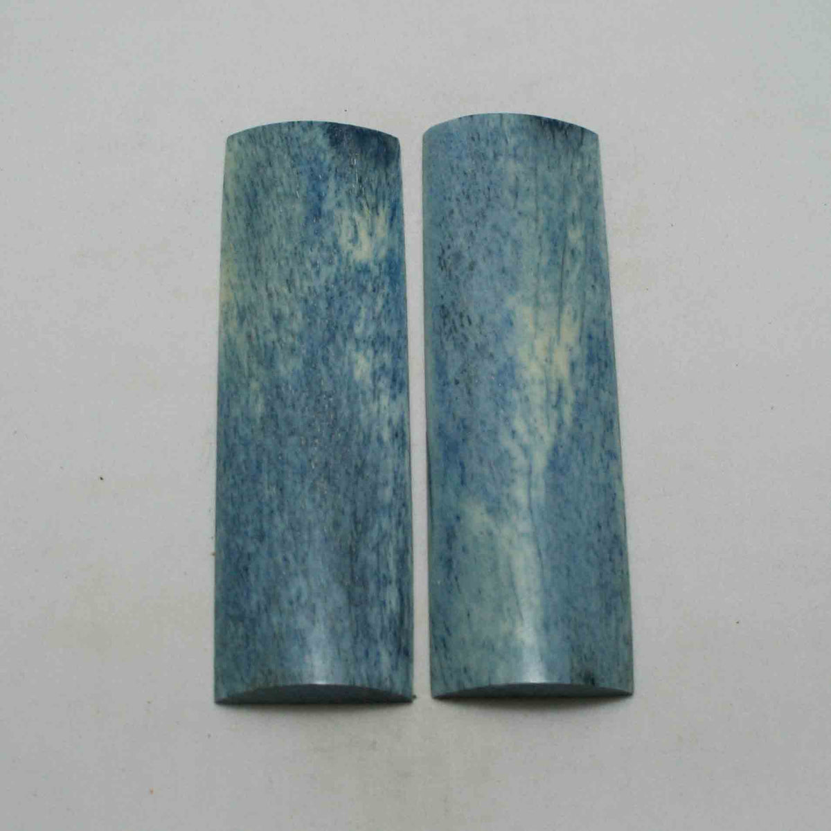 NB105JS24 Giraffe Bone Scales