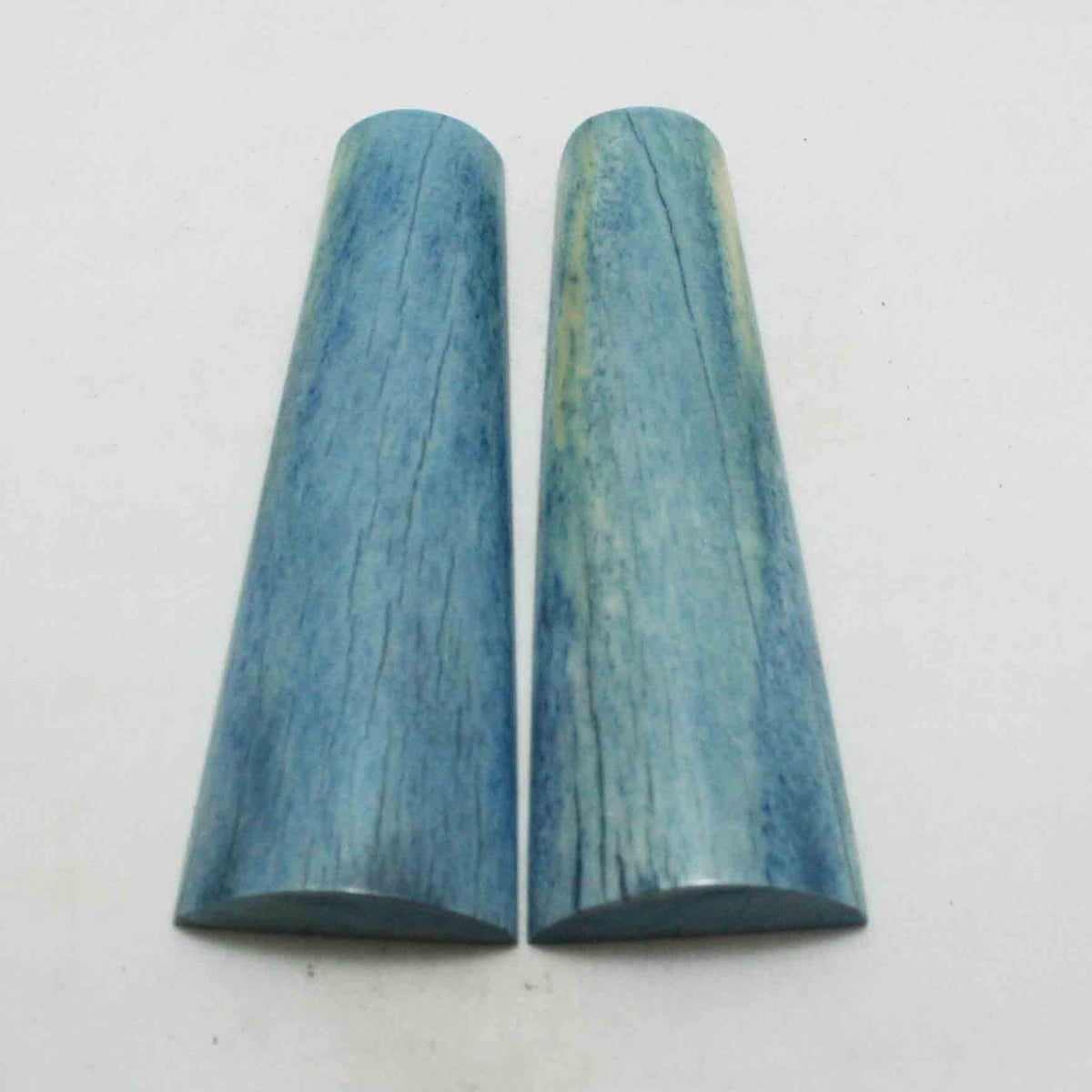 NB105JS48 Giraffe Bone Scales