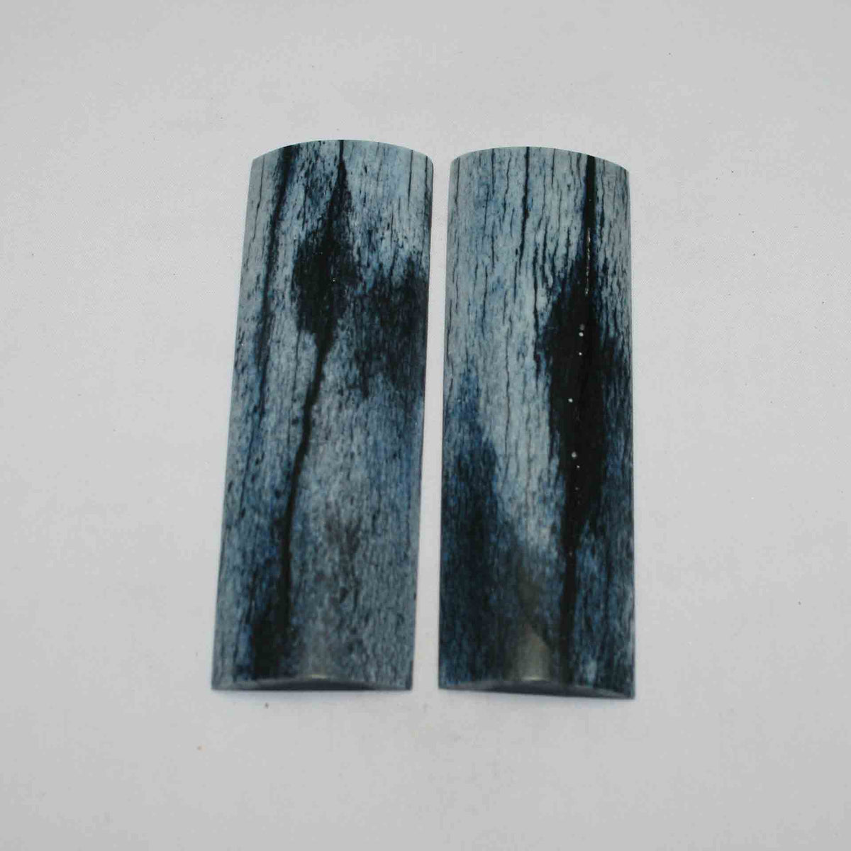 NB105JS49 Giraffe Bone Scales