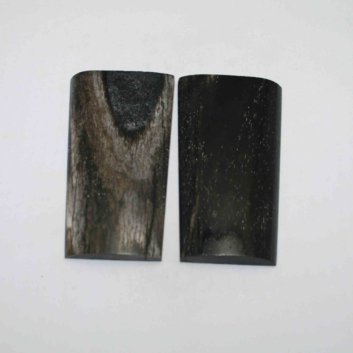 NB105JS58 Giraffe Bone Scales