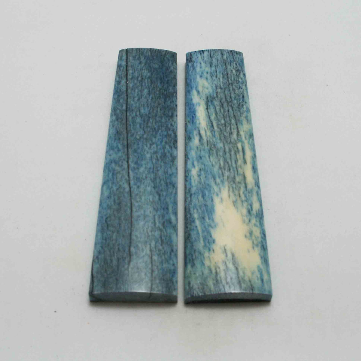 NB105JS66 Giraffe Bone Scales