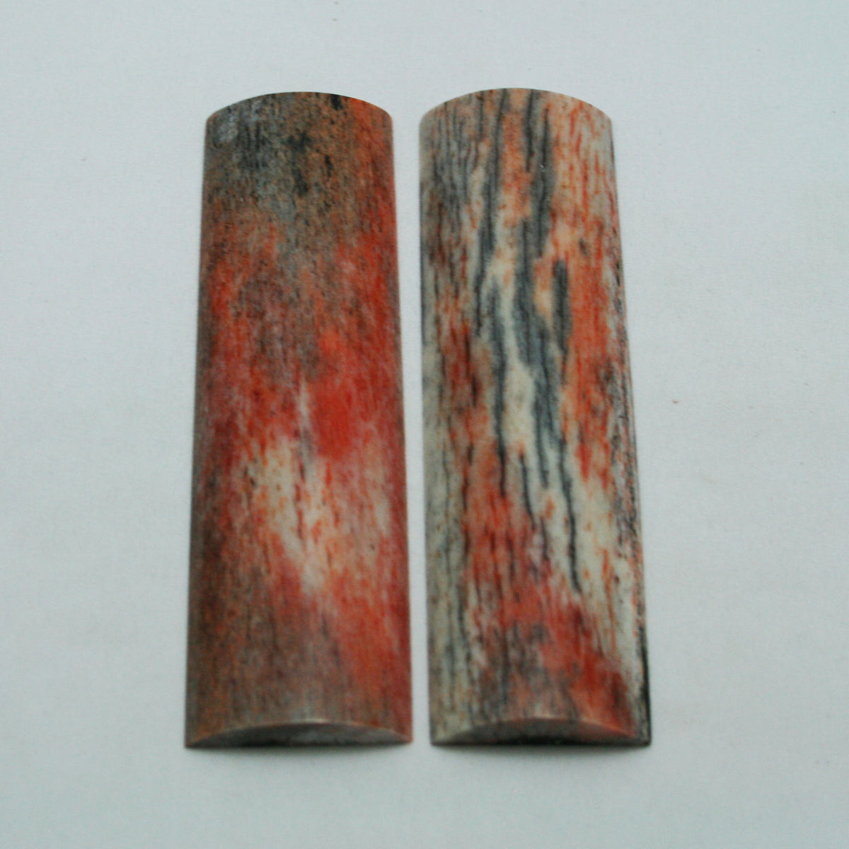 NB105MAN14 Giraffe Bone Scales