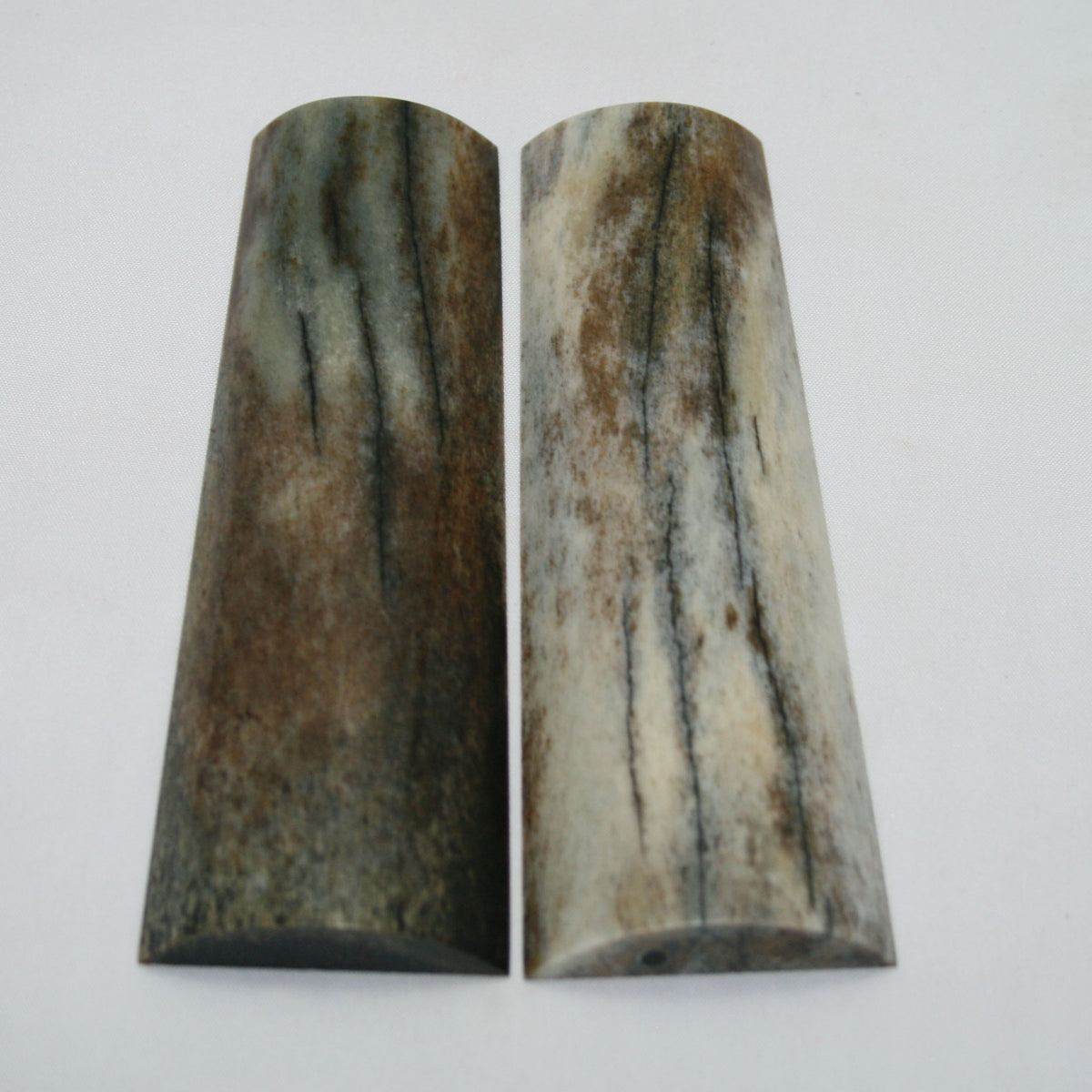 NB105MAN150 Giraffe Bone Scales