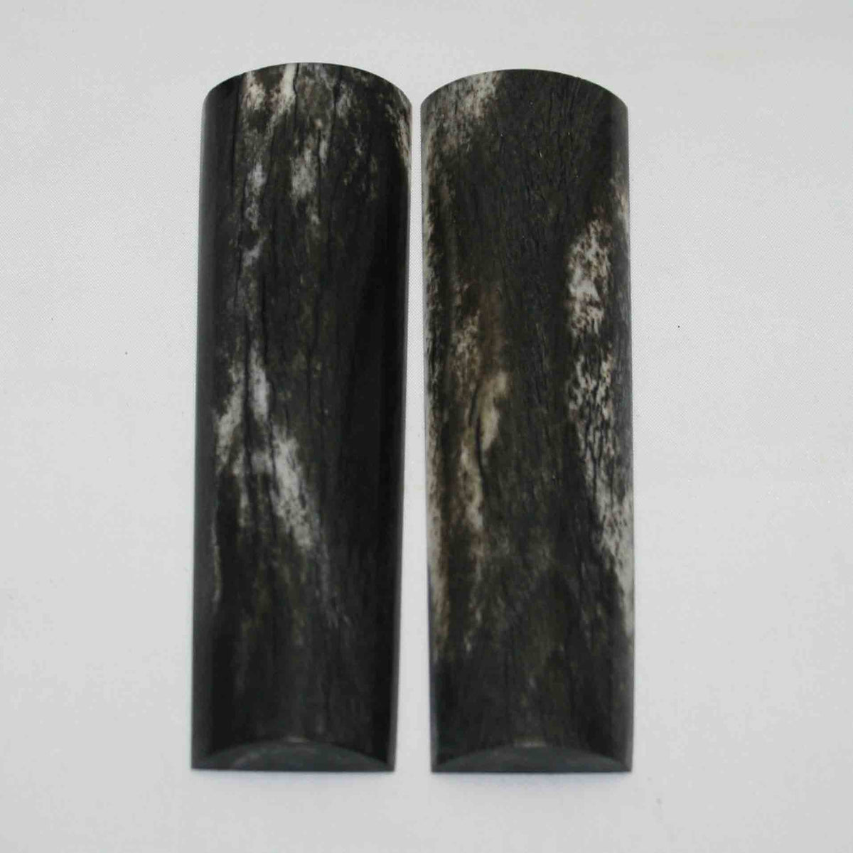 NB105MMA10 Giraffe Bone Scales